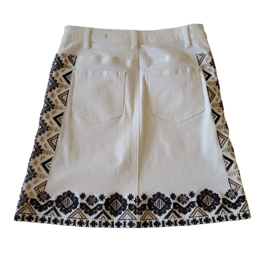 Pilcro and the Letterpress by Anthropolgie Boho Embroidery Cream Denim Skirt